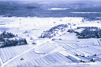 Pohjakylän keskustaajamaa 1950-luvulta. Vertaa kuvaan 15.