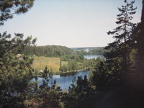 Näkymä Suodenniemen Pirunvuoren luolan edustalta Lavian suuntaan.